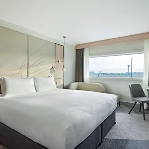 Hotel Hyatt Place London Heathrow Airport