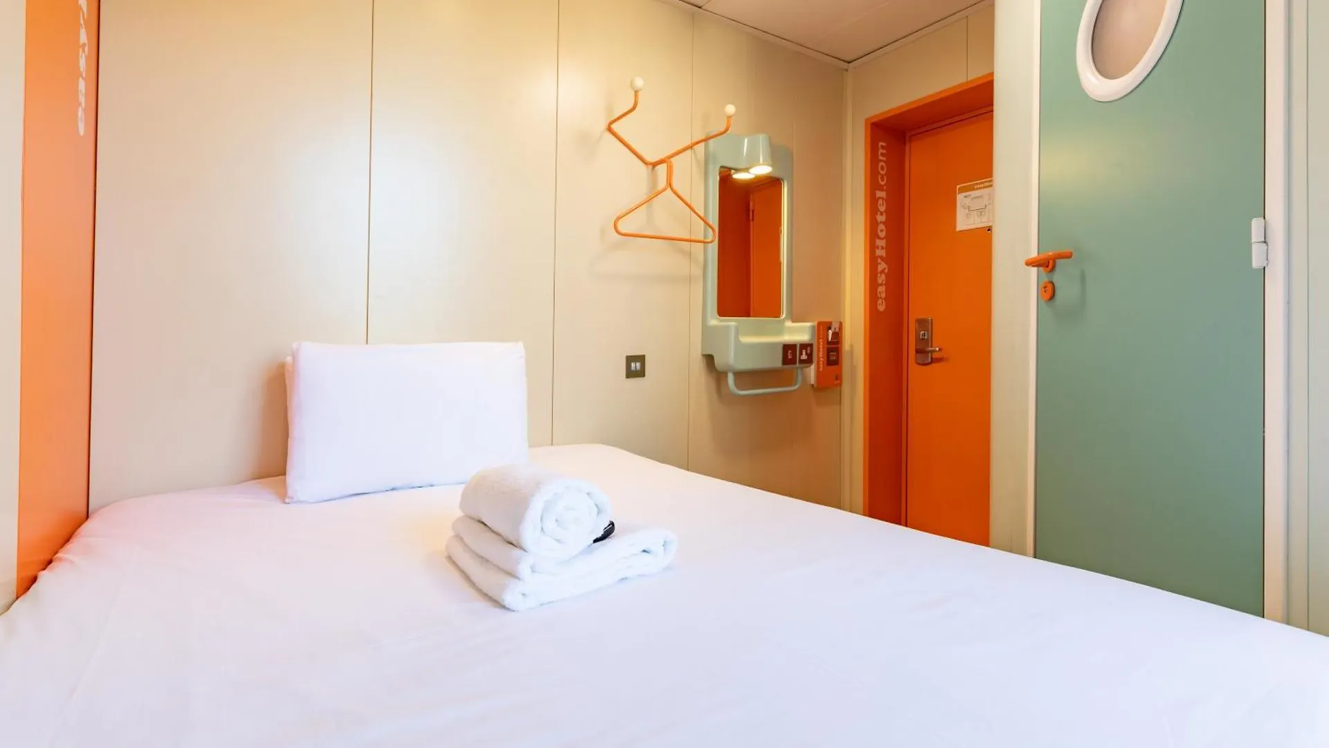 Easyhotel Edinburgh
