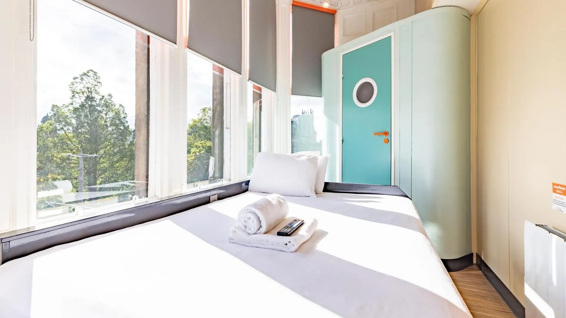 ** Hotel Easyhotel Edinburgh United Kingdom