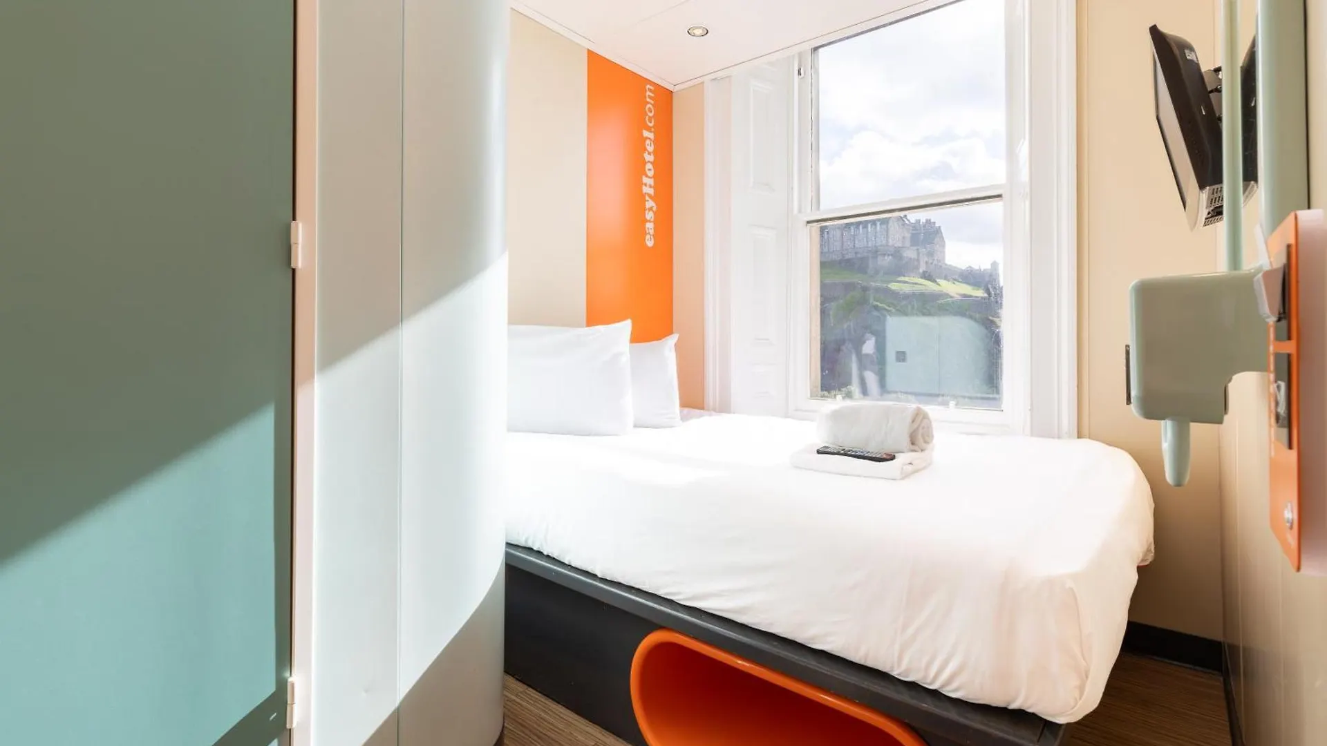 Easyhotel Edinburgh Hotel